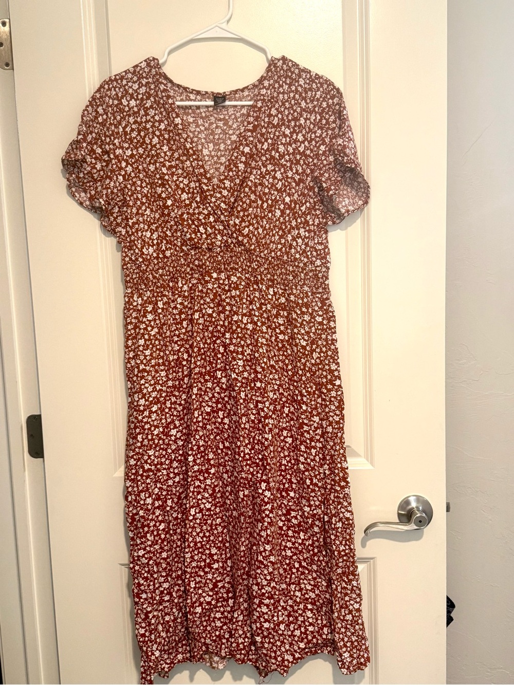 SHEIN Rust Floral V‑Neck Midi Dress